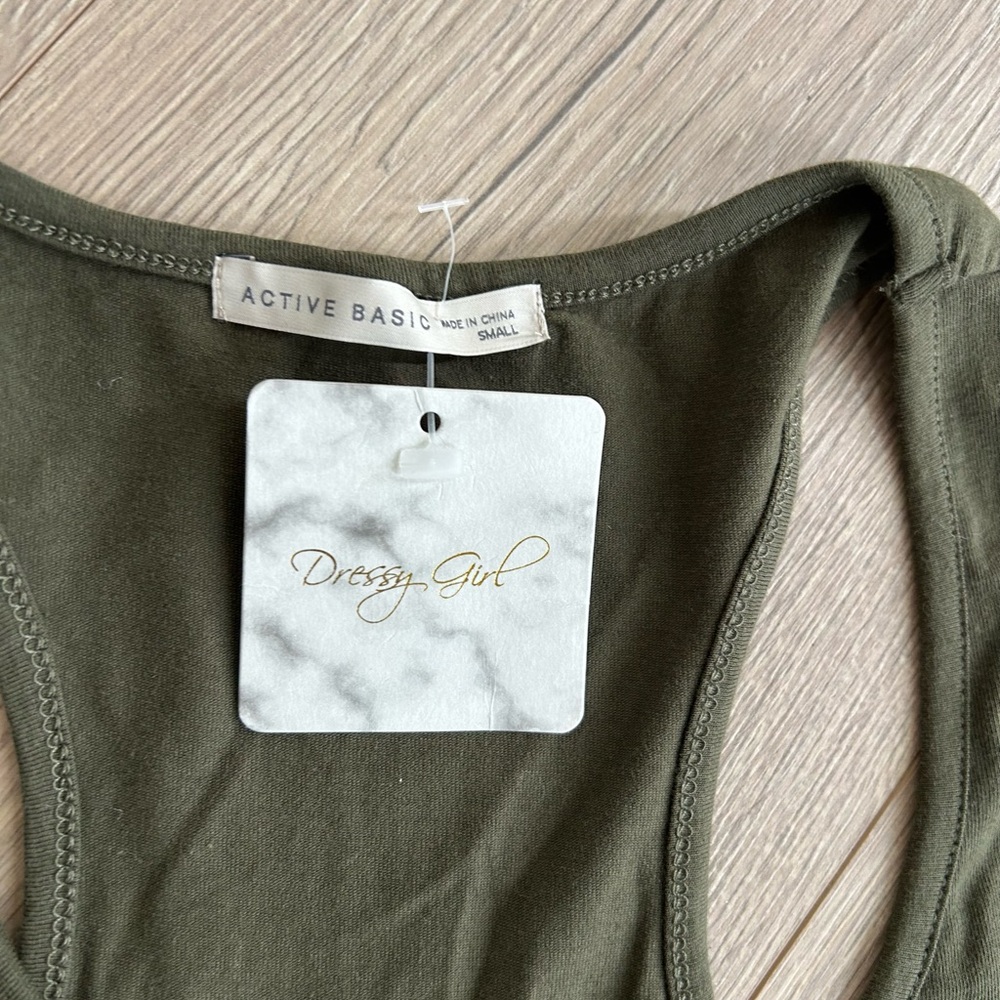 NWT - Set Of 2 Women’s Active Basic Layering Tank Tops Green Brown Size XS - Picture 3 of 5